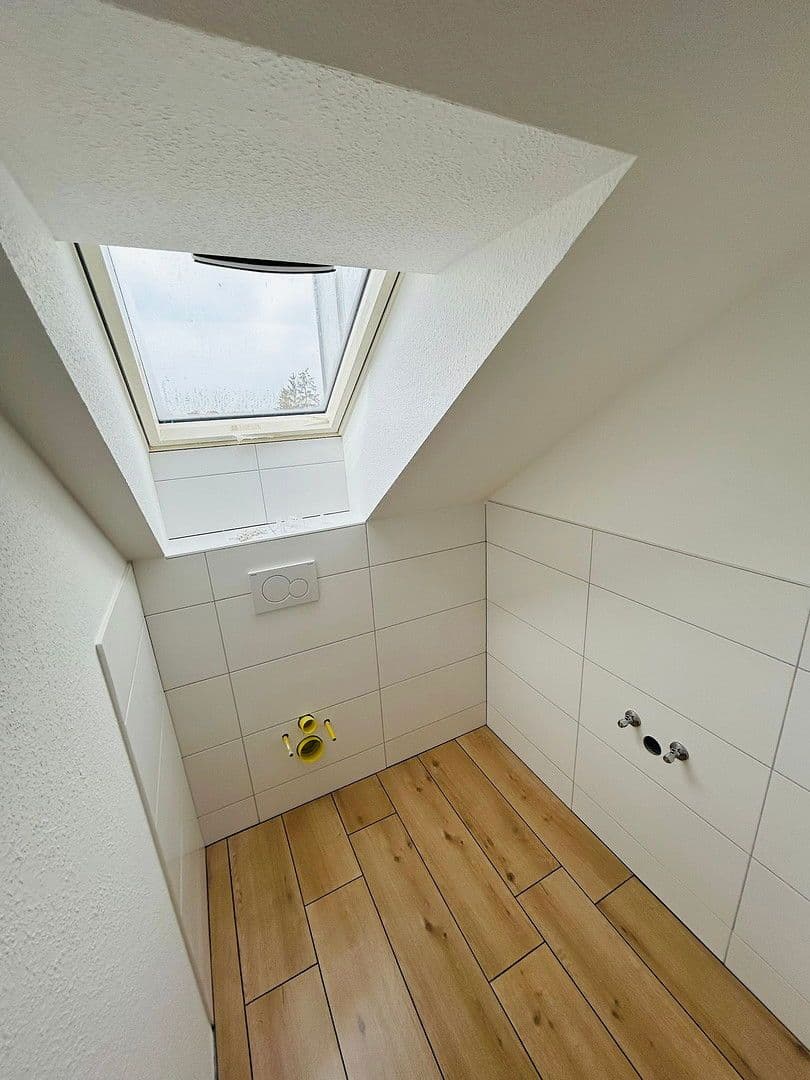 Prenájom bytu 4-izbový 108 m², Panoramastr. 4, Talheim, Bádensko-Wurttembersko Prenájom bytu 4-izbový 108 m², Panoramastr. 4, Talheim, Bádensko-Wurttembersko