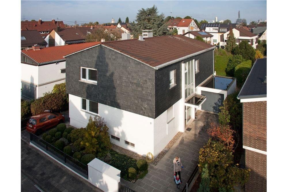 Prenájom bytu 3-izbový 83 m², Ludwigshafen, Porýnie-Falcko Prenájom bytu 3-izbový 83 m², Ludwigshafen, Porýnie-Falcko