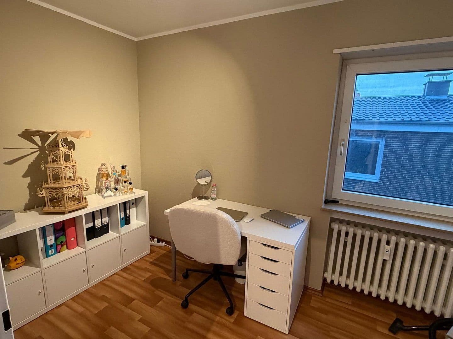 Prenájom bytu 3-izbový 83 m², Ludwigshafen, Porýnie-Falcko Prenájom bytu 3-izbový 83 m², Ludwigshafen, Porýnie-Falcko