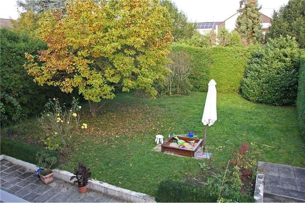 Prenájom bytu 3-izbový 83 m², Ludwigshafen, Porýnie-Falcko Prenájom bytu 3-izbový 83 m², Ludwigshafen, Porýnie-Falcko