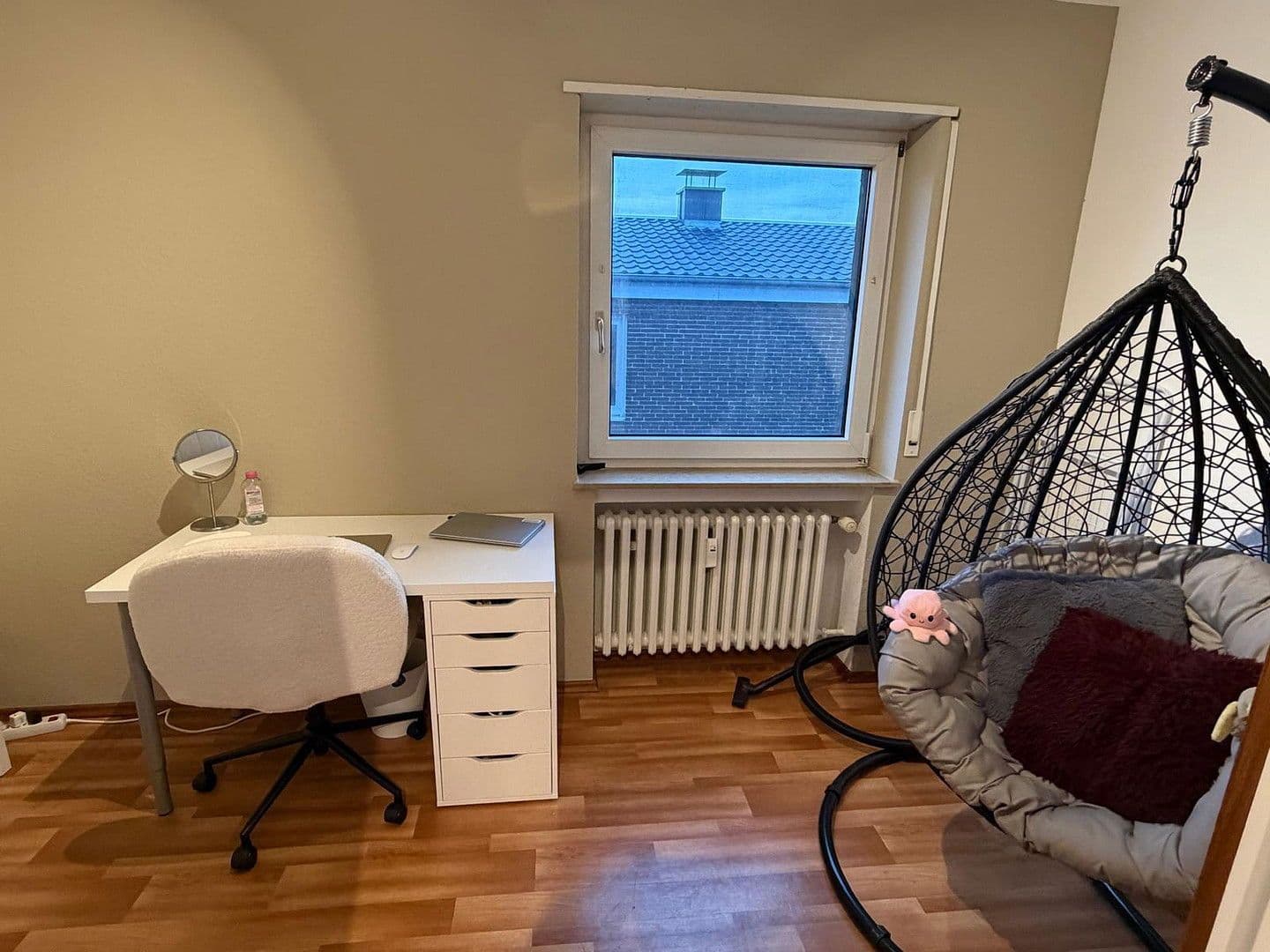 Prenájom bytu 3-izbový 83 m², Ludwigshafen, Porýnie-Falcko Prenájom bytu 3-izbový 83 m², Ludwigshafen, Porýnie-Falcko