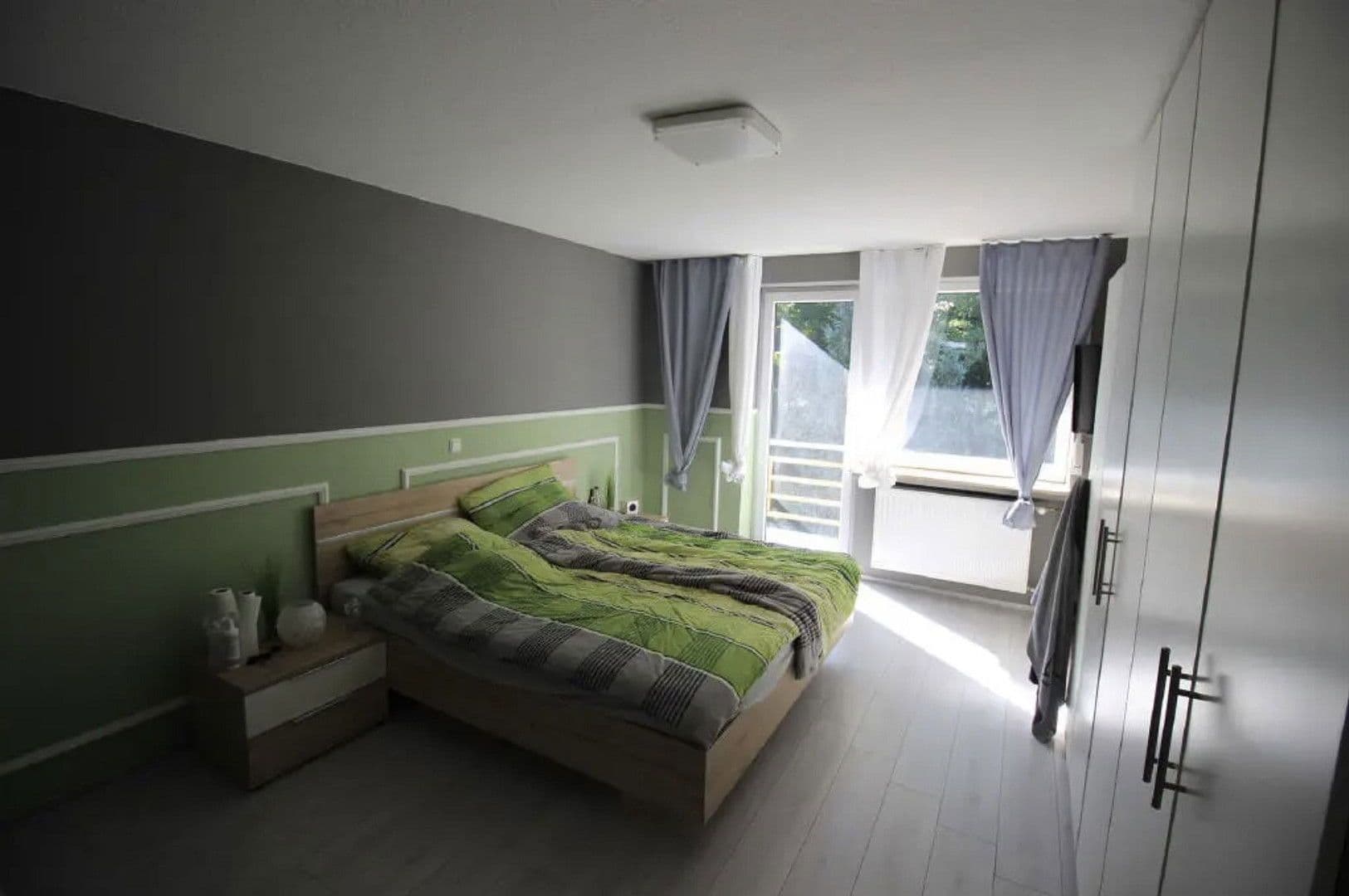 Prenájom bytu 6-izbový 180 m², Göttschieder Str. 7, Idar-Oberstein, Porýnie-Falcko Prenájom bytu 6-izbový 180 m², Göttschieder Str. 7, Idar-Oberstein, Porýnie-Falcko