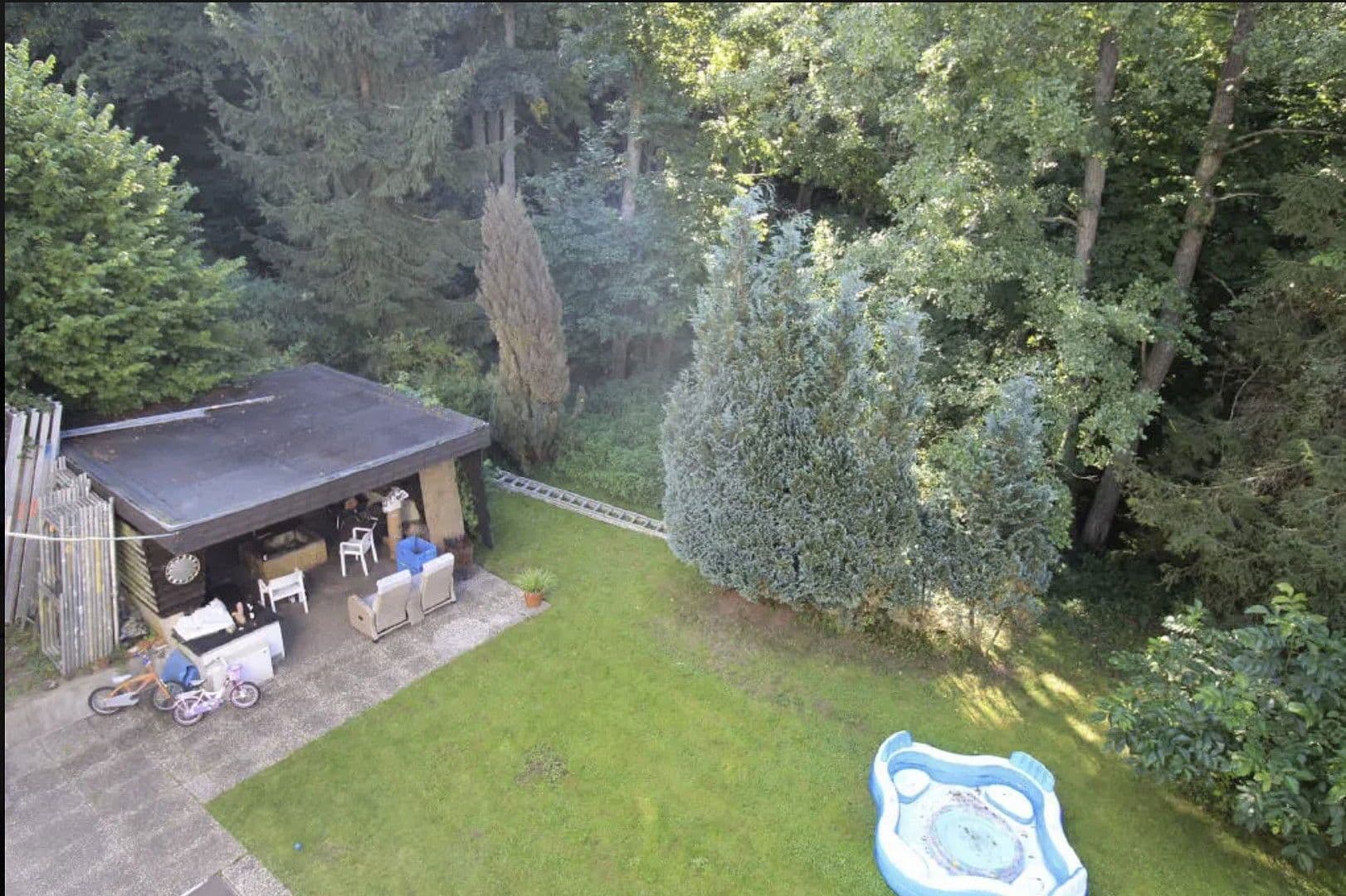 Prenájom bytu 6-izbový 180 m², Göttschieder Str. 7, Idar-Oberstein, Porýnie-Falcko Prenájom bytu 6-izbový 180 m², Göttschieder Str. 7, Idar-Oberstein, Porýnie-Falcko