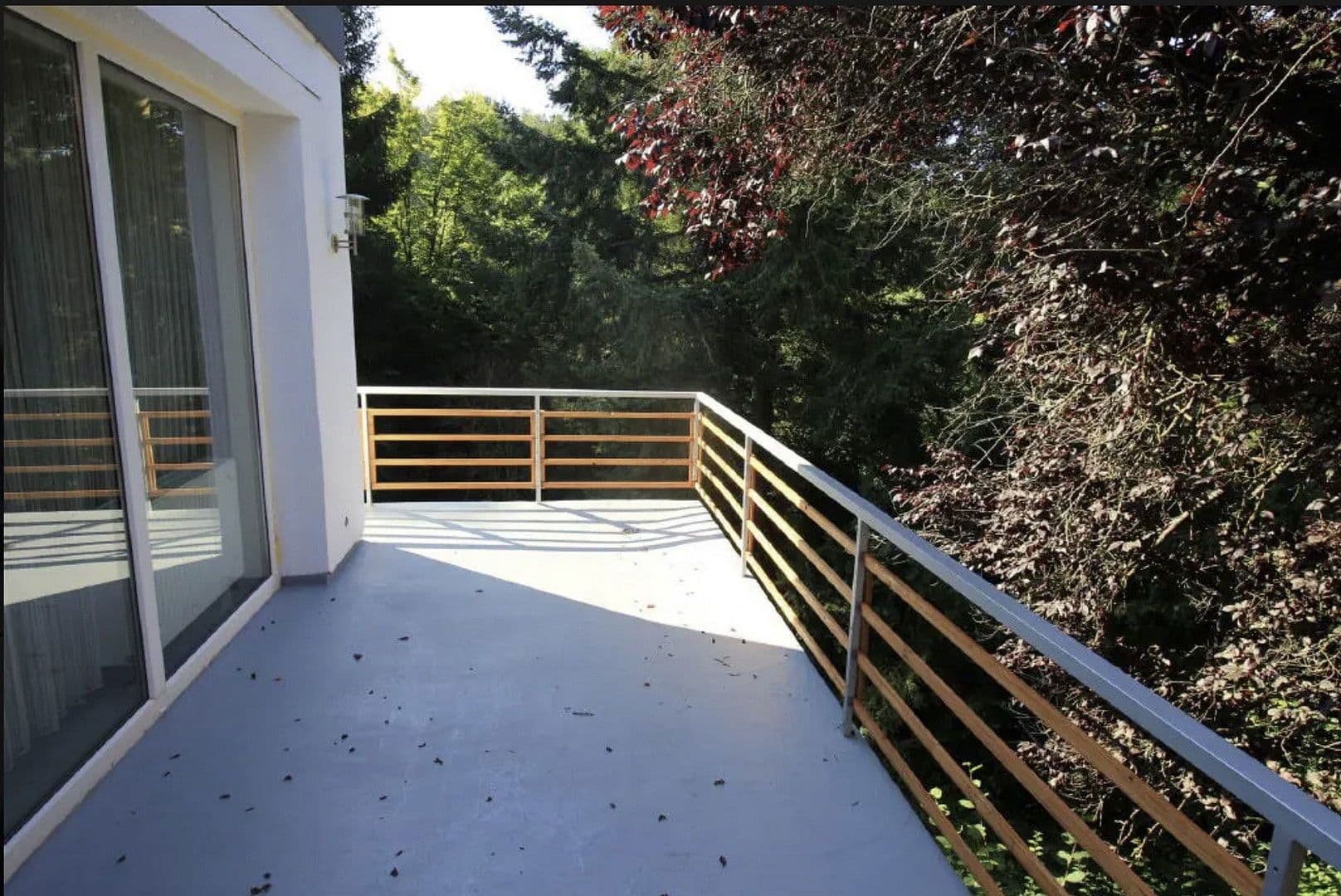 Prenájom bytu 6-izbový 180 m², Göttschieder Str. 7, Idar-Oberstein, Porýnie-Falcko Prenájom bytu 6-izbový 180 m², Göttschieder Str. 7, Idar-Oberstein, Porýnie-Falcko