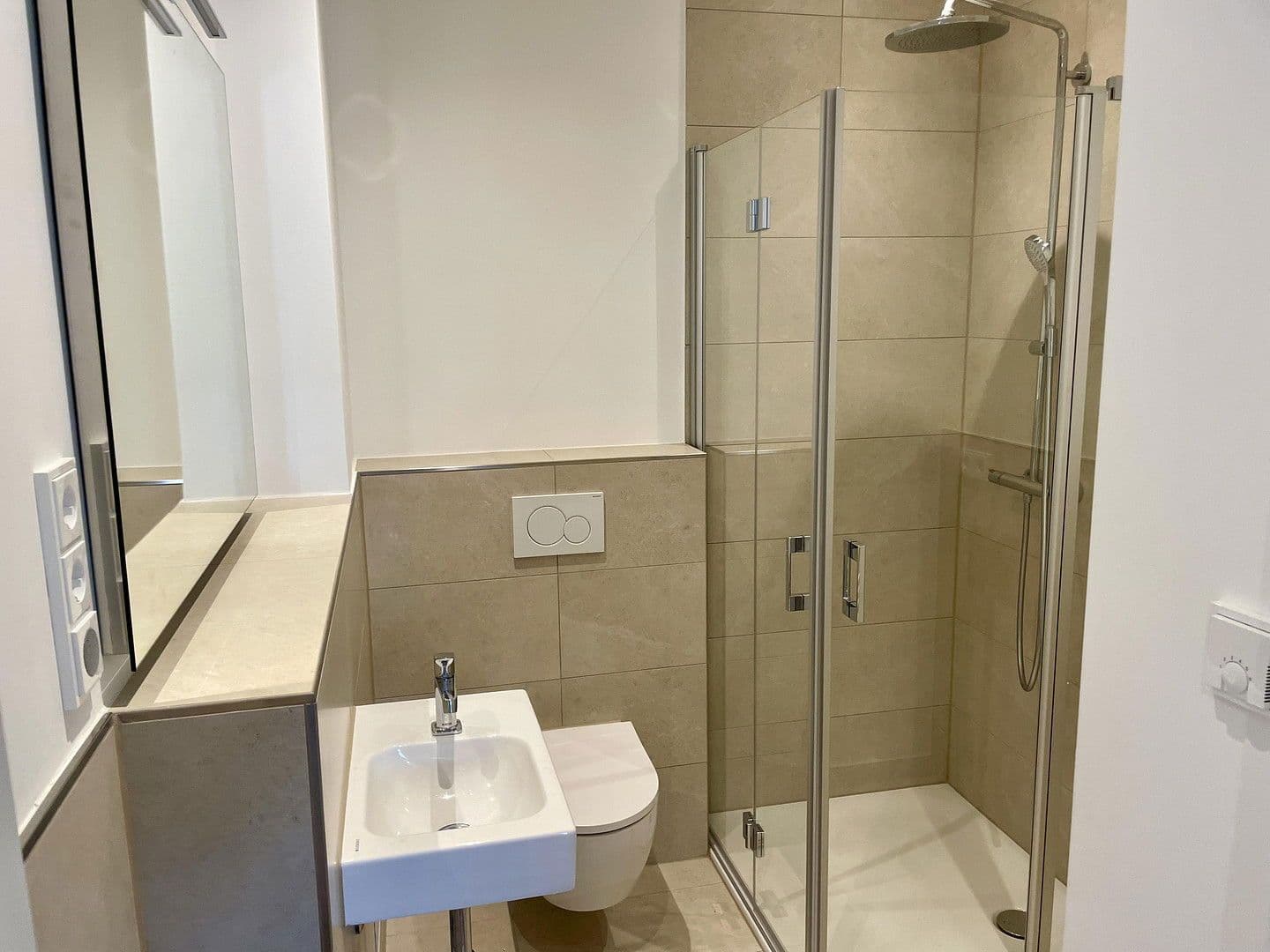 Prenájom bytu 3-izbový 114 m², Hanau, Hesensko Prenájom bytu 3-izbový 114 m², Hanau, Hesensko