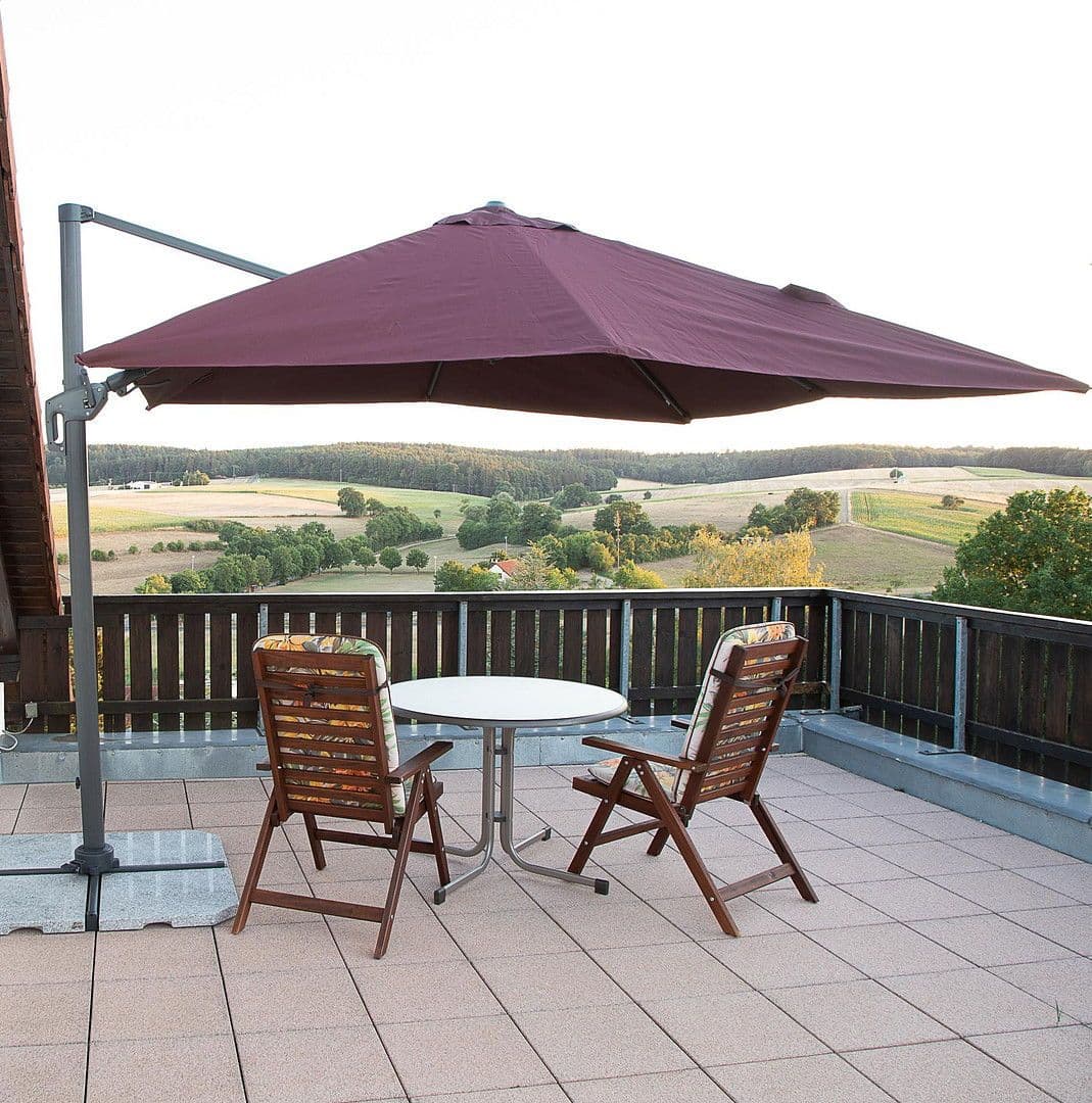 Predaj domu 293 m², pozemek 1.039 m², Markt Taschendorf, Bavorsko Predaj domu 293 m², pozemek 1.039 m², Markt Taschendorf, Bavorsko