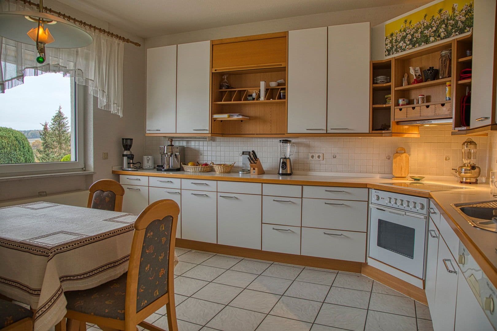 Predaj domu 293 m², pozemek 1.039 m², Markt Taschendorf, Bavorsko Predaj domu 293 m², pozemek 1.039 m², Markt Taschendorf, Bavorsko