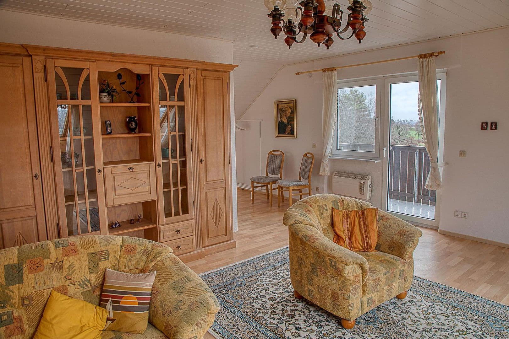 Predaj domu 293 m², pozemek 1.039 m², Markt Taschendorf, Bavorsko Predaj domu 293 m², pozemek 1.039 m², Markt Taschendorf, Bavorsko