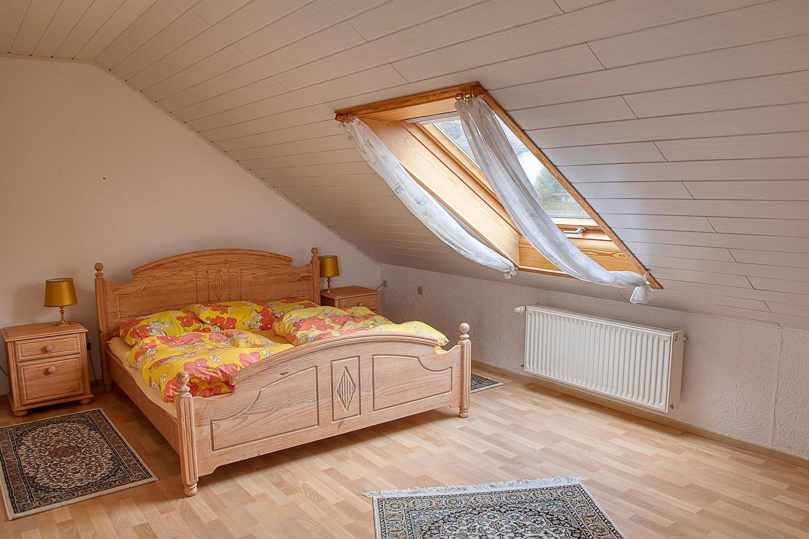 Predaj domu 293 m², pozemek 1.039 m², Markt Taschendorf, Bavorsko Predaj domu 293 m², pozemek 1.039 m², Markt Taschendorf, Bavorsko