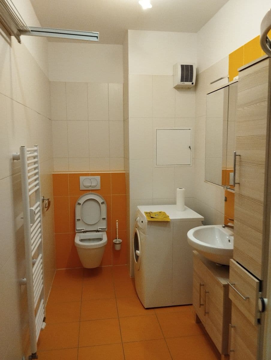 Prenájom bytu 2-izbový 50 m², Podlesí II, Zlín, Zlínský kraj Prenájom bytu 2-izbový 50 m², Podlesí II, Zlín, Zlínský kraj