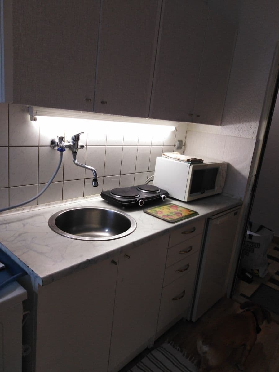 Predaj bytu 1-izbový 18 m², Fibichova, Karlovy Vary, Karlovarský kraj Predaj bytu 1-izbový 18 m², Fibichova, Karlovy Vary, Karlovarský kraj