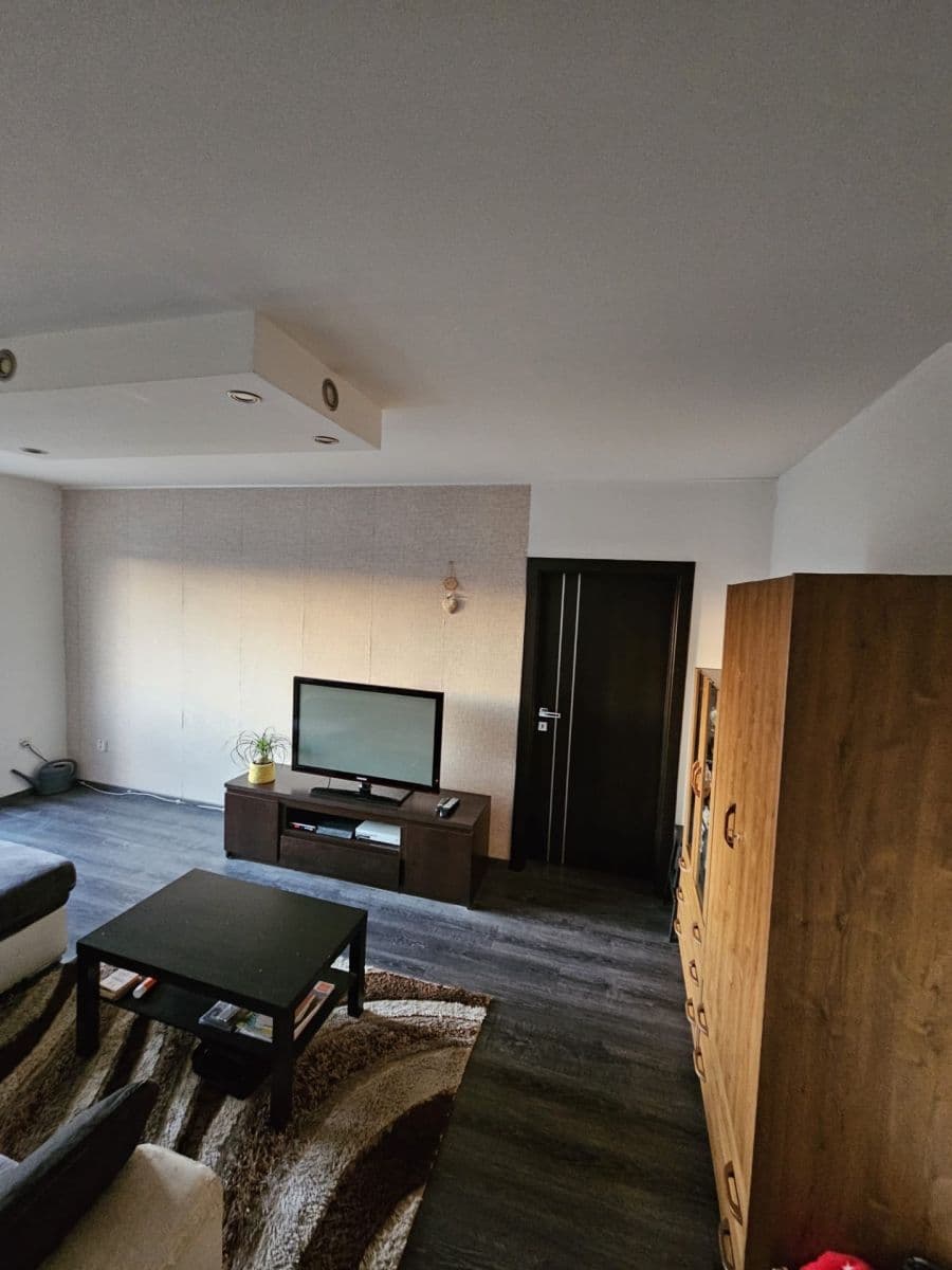 Prenájom bytu 2-izbový 55 m², Gabajova, Žilina, Žilinský kraj Prenájom bytu 2-izbový 55 m², Gabajova, Žilina, Žilinský kraj