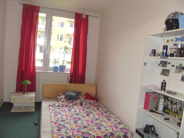 Prenájom bytu 2-izbový 48 m², Zlonická, Praha, Praha Prenájom bytu 2-izbový 48 m², Zlonická, Praha, Praha