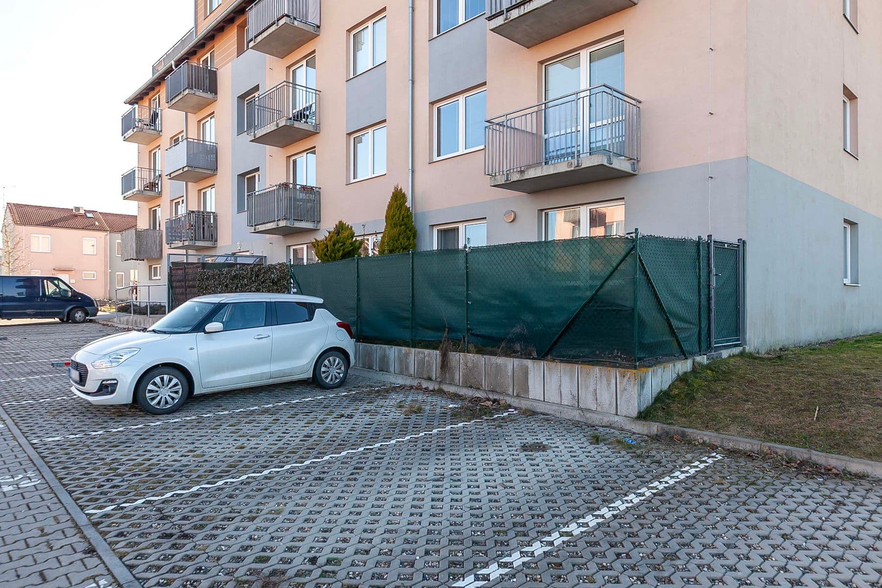 Predaj bytu 2-izbový 82 m², Ecksteinova, Chýně, Středočeský kraj Predaj bytu 2-izbový 82 m², Ecksteinova, Chýně, Středočeský kraj