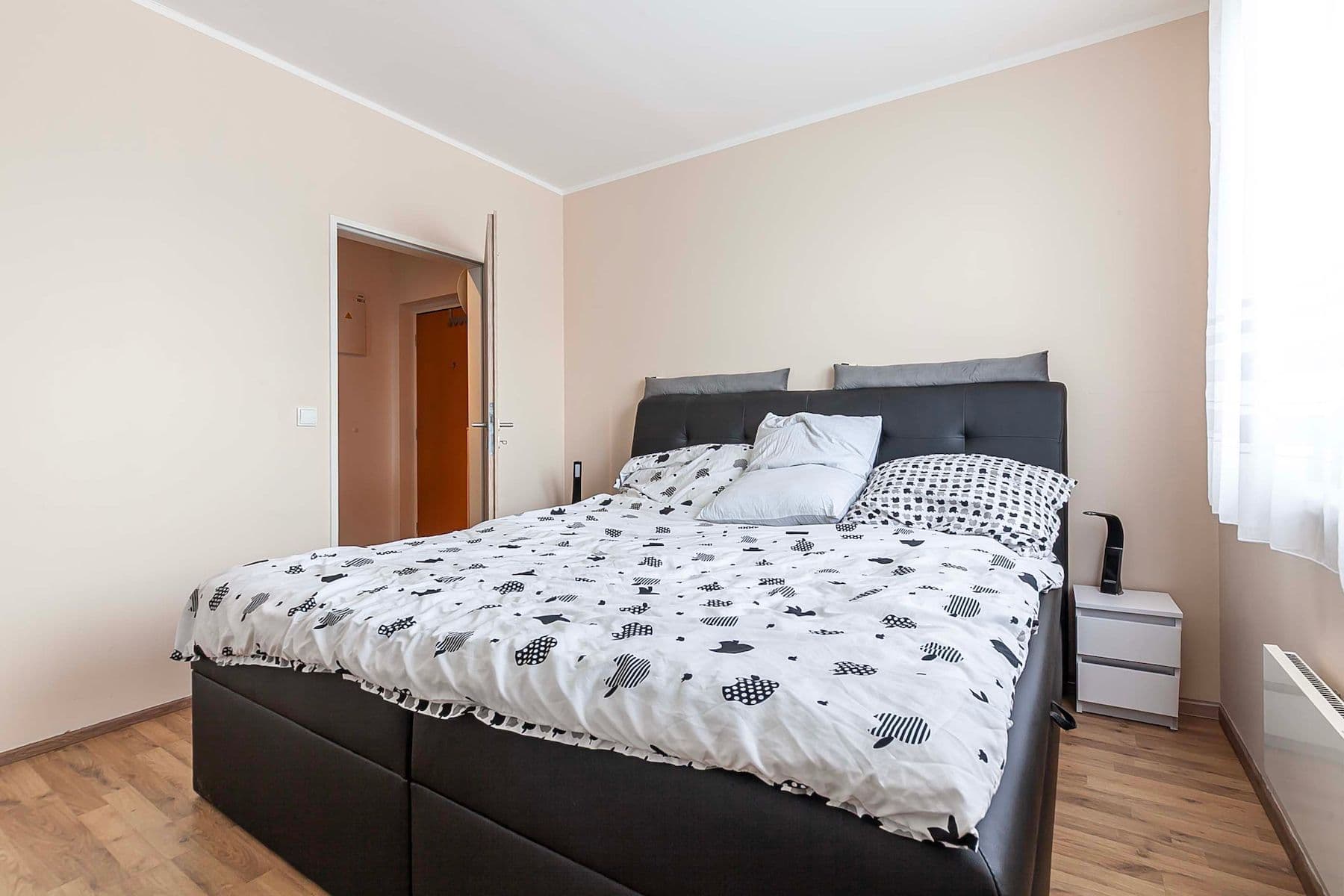 Predaj bytu 2-izbový 82 m², Ecksteinova, Chýně, Středočeský kraj Predaj bytu 2-izbový 82 m², Ecksteinova, Chýně, Středočeský kraj