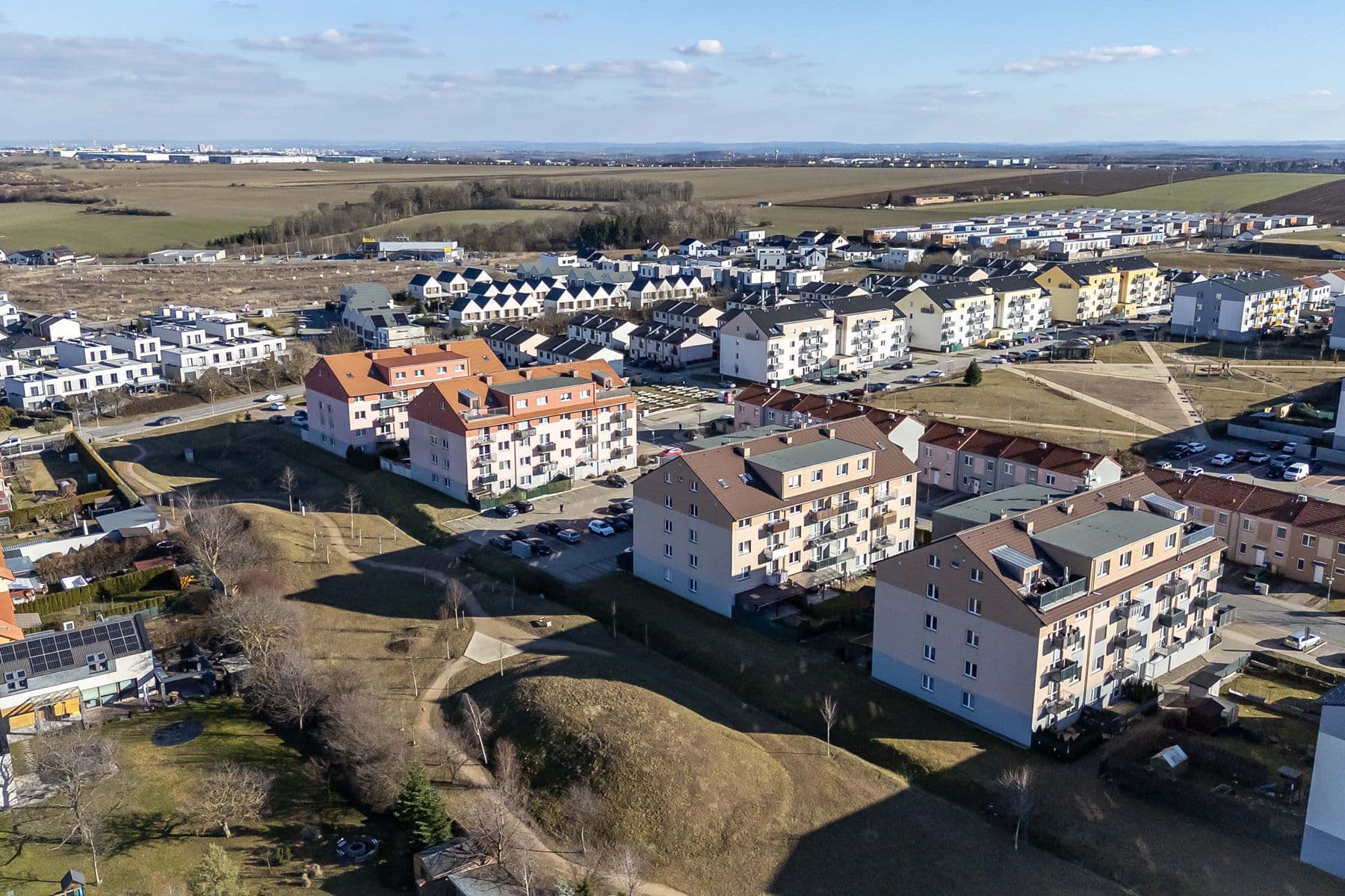 Predaj bytu 2-izbový 82 m², Ecksteinova, Chýně, Středočeský kraj Predaj bytu 2-izbový 82 m², Ecksteinova, Chýně, Středočeský kraj