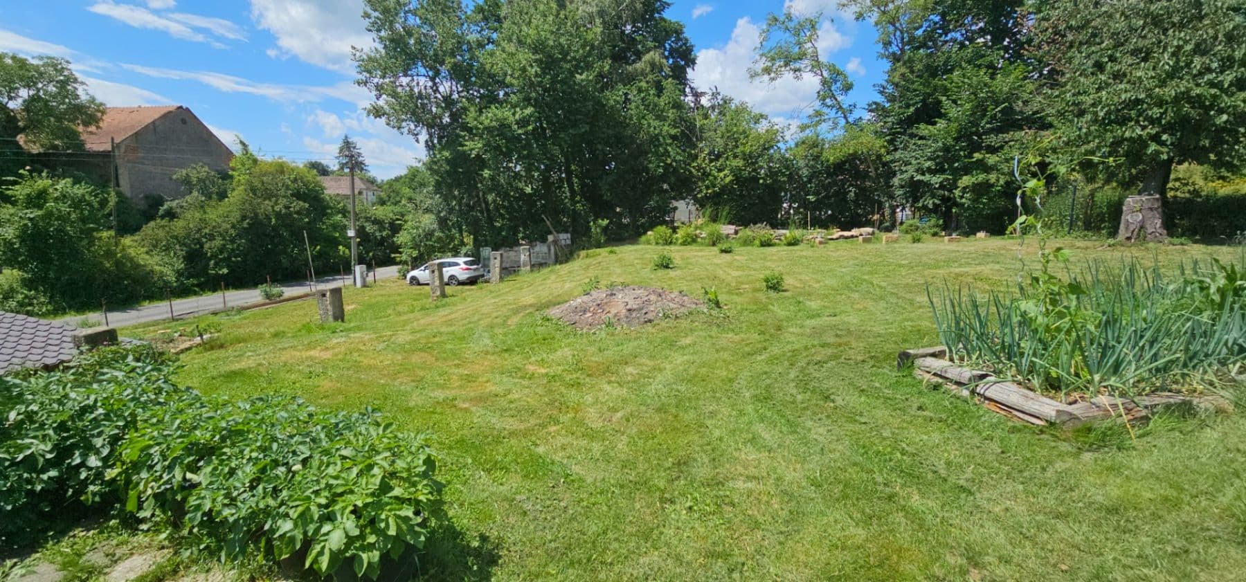 Predaj pozemku 700 m², Katusice, Středočeský kraj Predaj pozemku 700 m², Katusice, Středočeský kraj