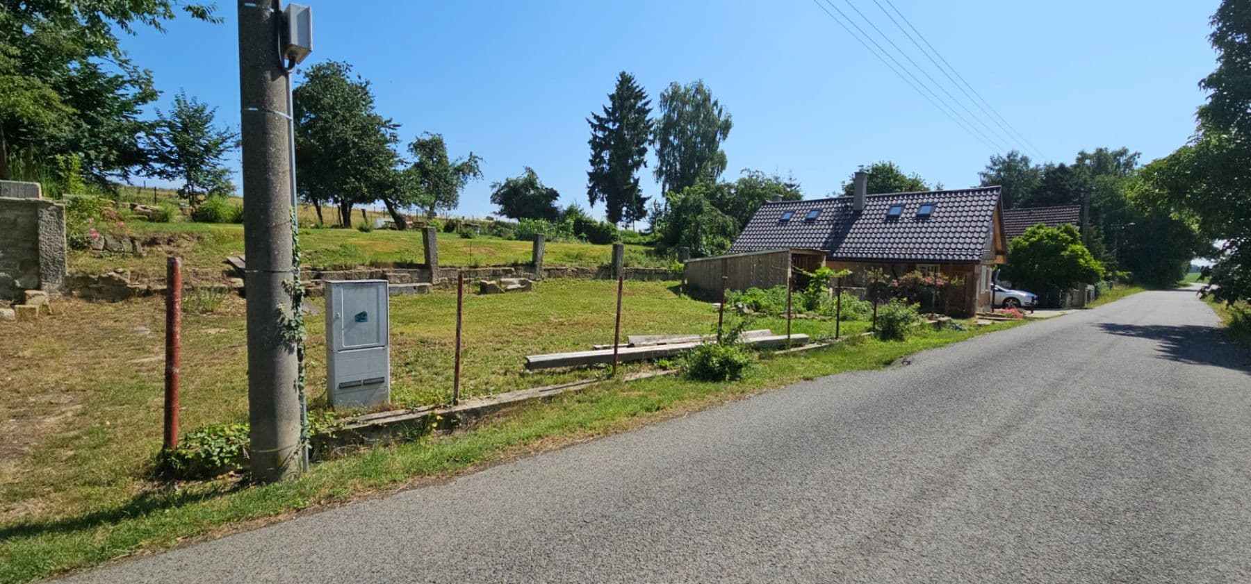 Predaj pozemku 700 m², Katusice, Středočeský kraj Predaj pozemku 700 m², Katusice, Středočeský kraj