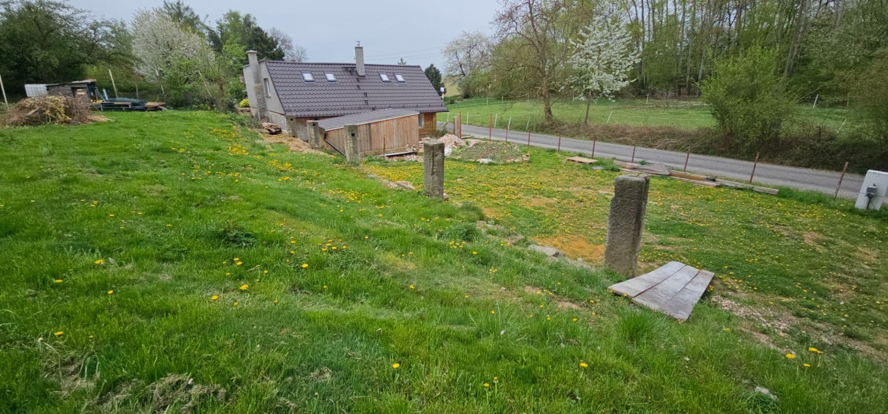 Predaj pozemku 700 m², Katusice, Středočeský kraj Predaj pozemku 700 m², Katusice, Středočeský kraj