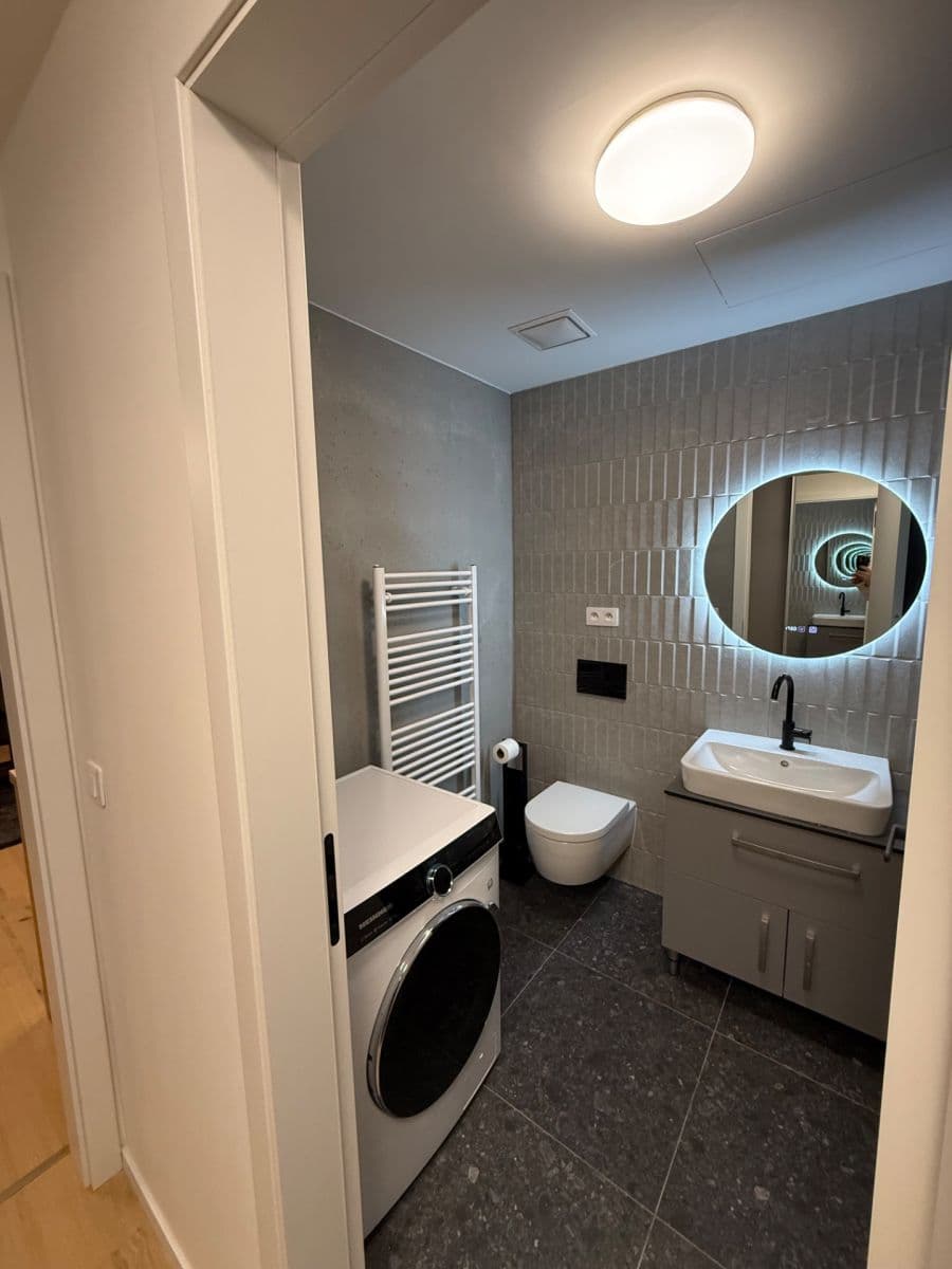 Prenájom bytu 1-izbový 26 m², Bratislavská, Brno, Jihomoravský kraj Prenájom bytu 1-izbový 26 m², Bratislavská, Brno, Jihomoravský kraj