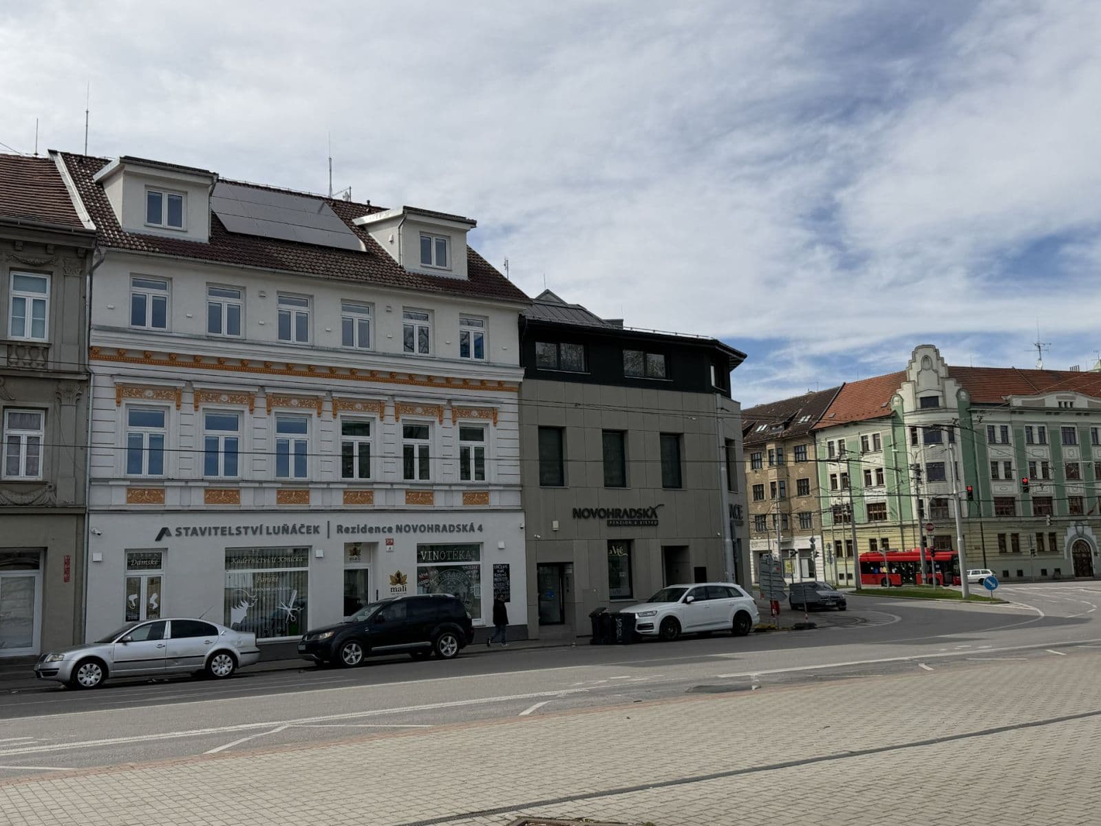 Prenájom bytu 4-izbový 130 m², Novohradská, České Budějovice, Jihočeský kraj Prenájom bytu 4-izbový 130 m², Novohradská, České Budějovice, Jihočeský kraj