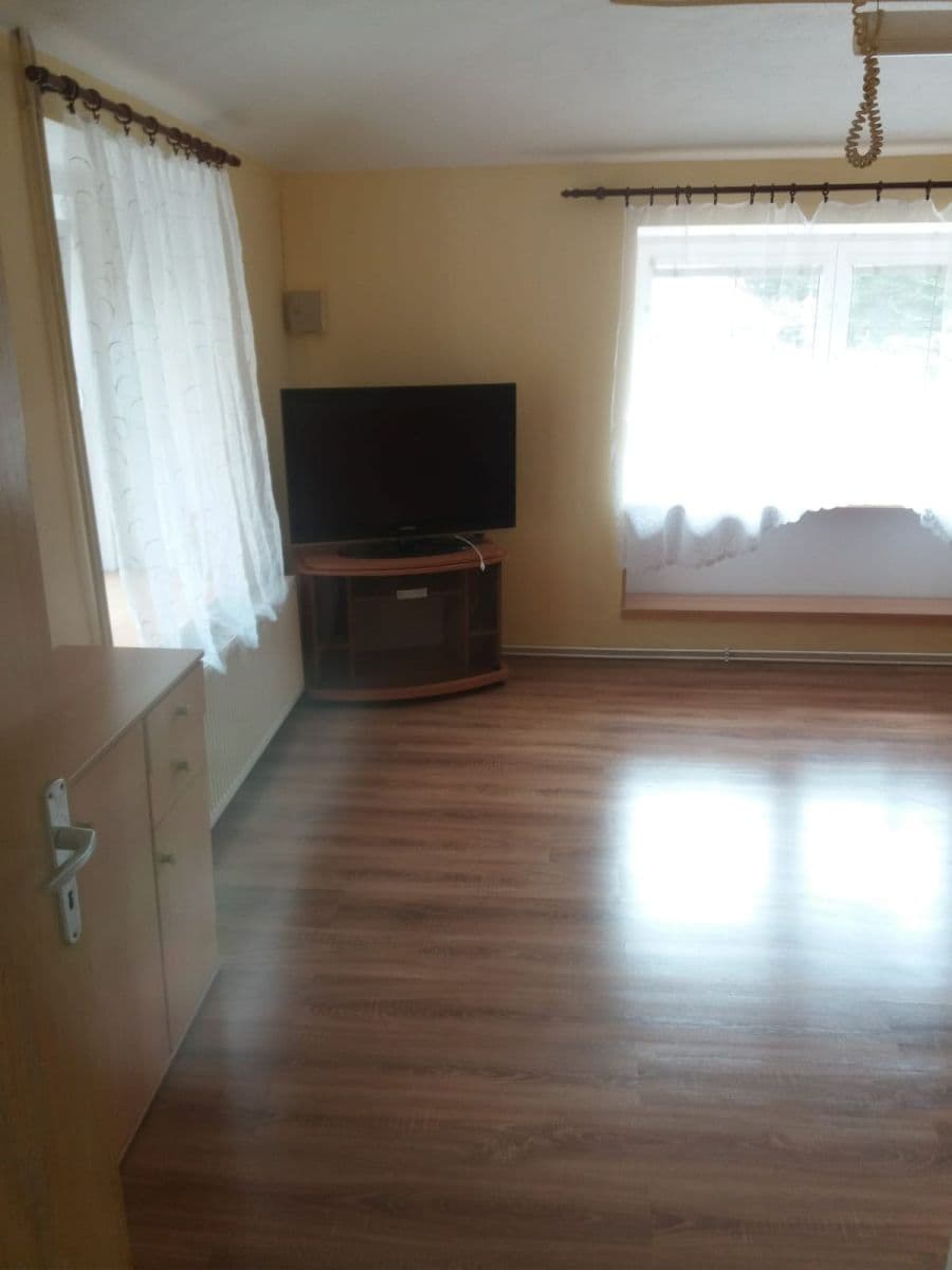 Prenájom bytu 2-izbový 53 m², K Třebonicům, Praha, Praha Prenájom bytu 2-izbový 53 m², K Třebonicům, Praha, Praha