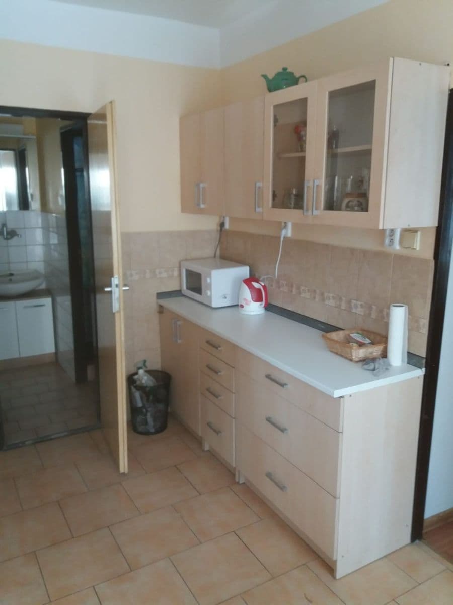 Prenájom bytu 2-izbový 53 m², K Třebonicům, Praha, Praha Prenájom bytu 2-izbový 53 m², K Třebonicům, Praha, Praha