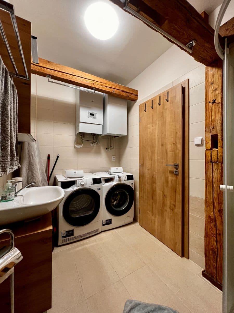 Prenájom bytu 3-izbový 70 m², Kořenov, Liberecký kraj Prenájom bytu 3-izbový 70 m², Kořenov, Liberecký kraj