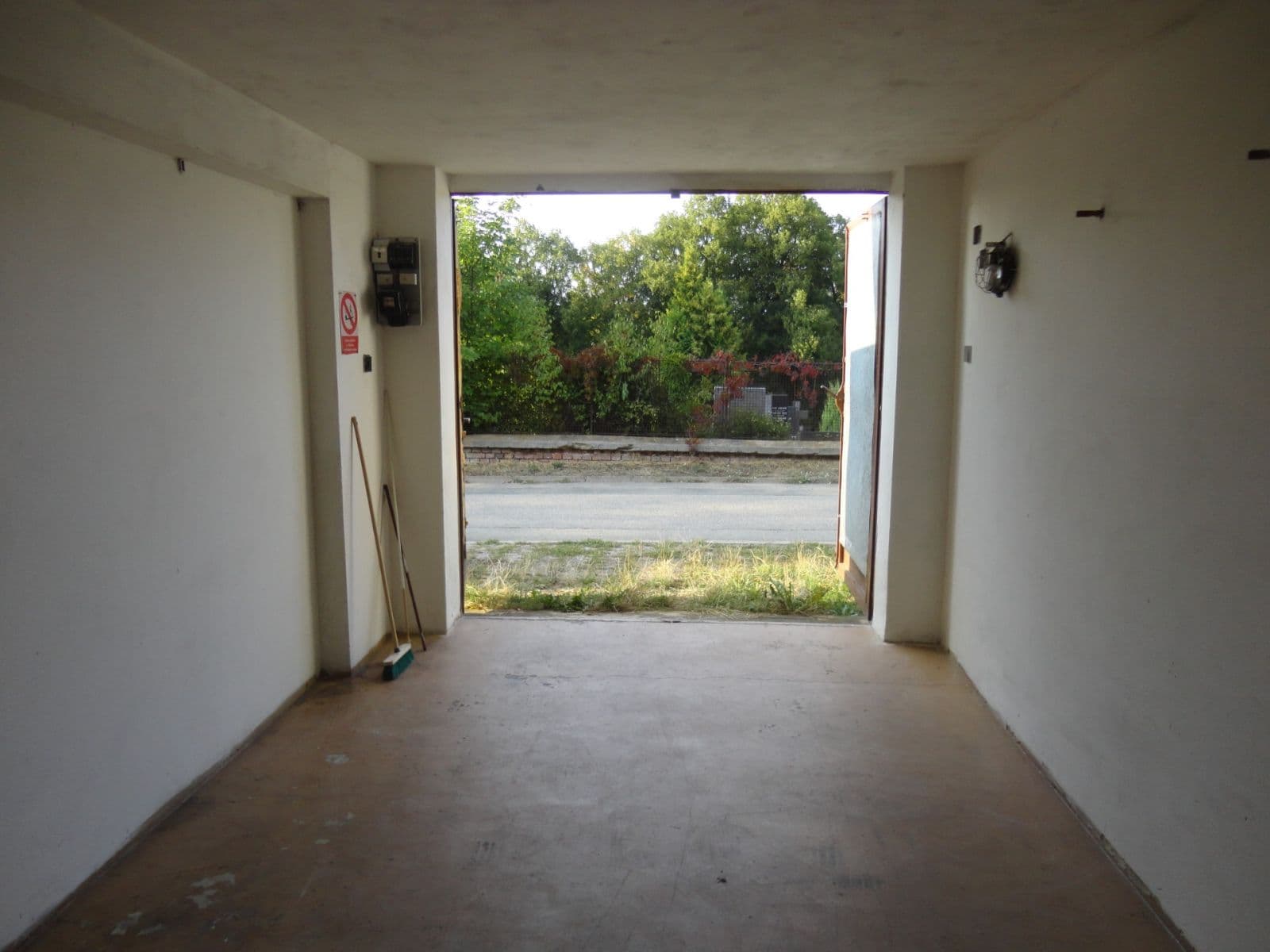 Prenájom garáže 20 m², Balbínova, Brno, Jihomoravský kraj Prenájom garáže 20 m², Balbínova, Brno, Jihomoravský kraj