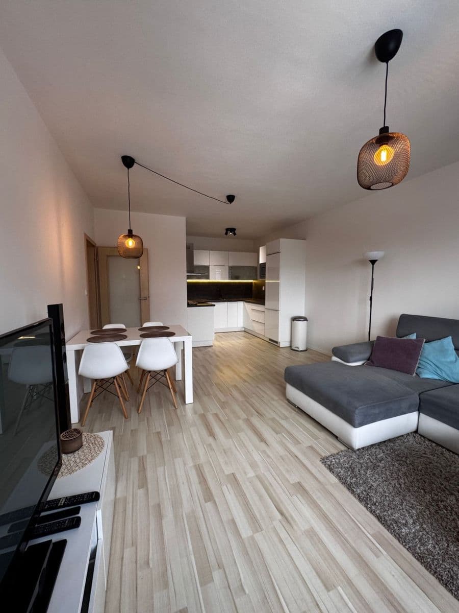 Prenájom bytu 2-izbový 59 m², Houbalova, Brno, Jihomoravský kraj Prenájom bytu 2-izbový 59 m², Houbalova, Brno, Jihomoravský kraj