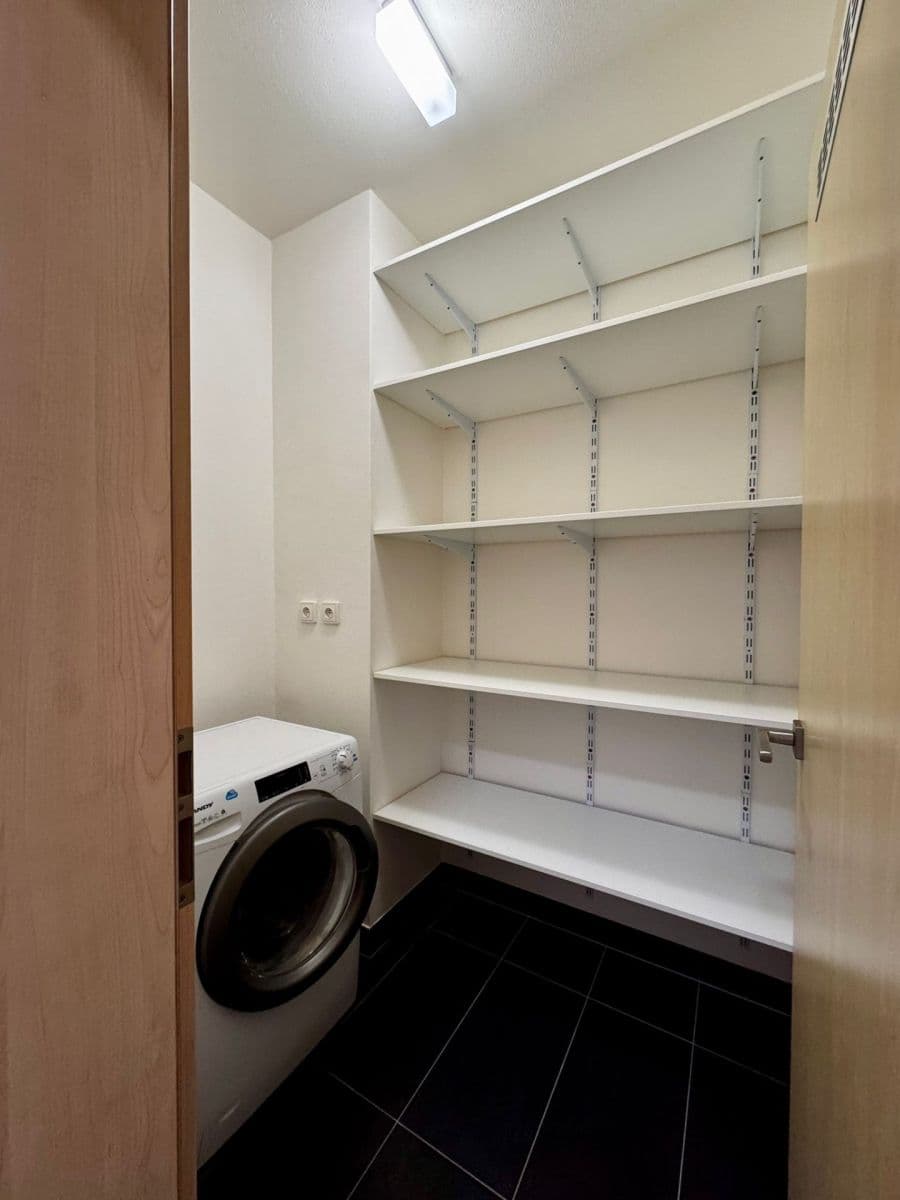 Prenájom bytu 2-izbový 59 m², Houbalova, Brno, Jihomoravský kraj Prenájom bytu 2-izbový 59 m², Houbalova, Brno, Jihomoravský kraj