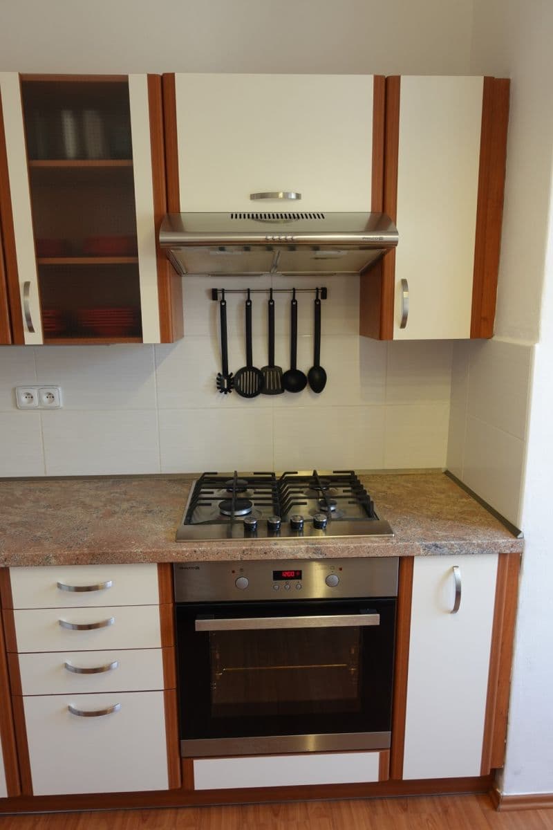 Prenájom bytu 3-izbový 67 m², Churáňovská, Praha, Praha Prenájom bytu 3-izbový 67 m², Churáňovská, Praha, Praha