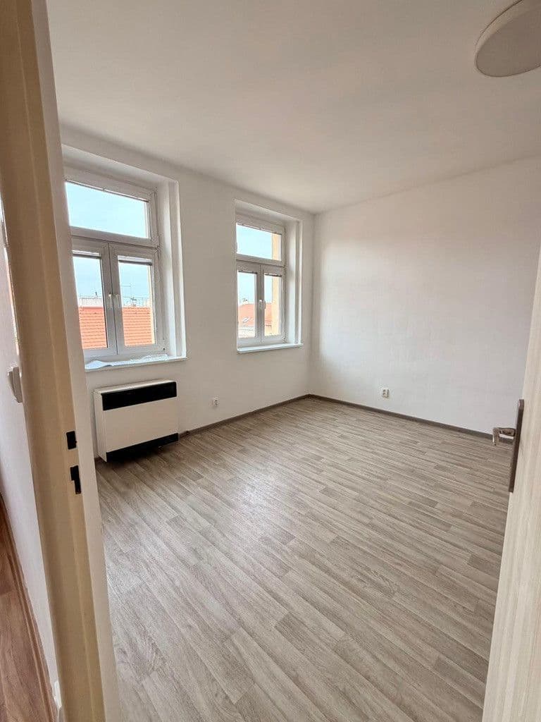 Prenájom bytu 2-izbový 62 m², Víta Nejedlého, Praha, Praha Prenájom bytu 2-izbový 62 m², Víta Nejedlého, Praha, Praha