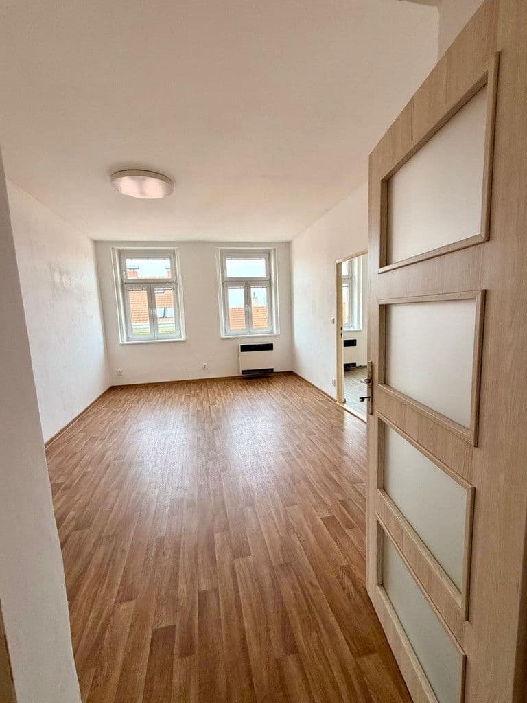 Prenájom bytu 2-izbový 62 m², Víta Nejedlého, Praha, Praha Prenájom bytu 2-izbový 62 m², Víta Nejedlého, Praha, Praha
