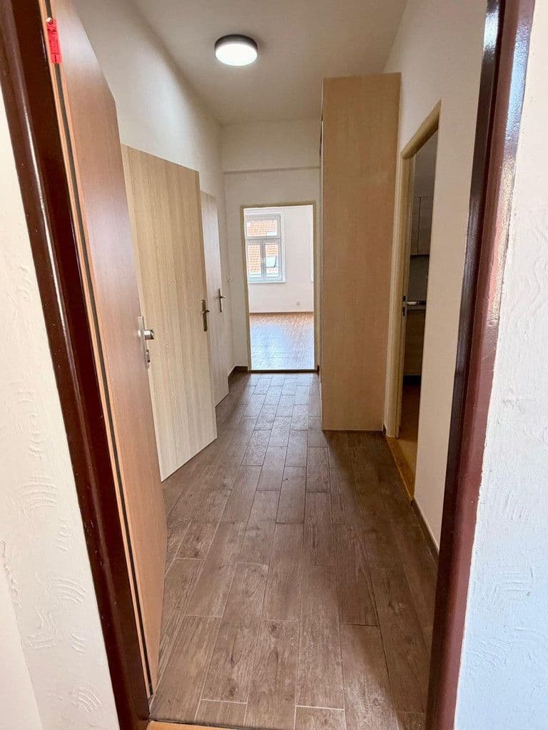 Prenájom bytu 2-izbový 62 m², Víta Nejedlého, Praha, Praha Prenájom bytu 2-izbový 62 m², Víta Nejedlého, Praha, Praha