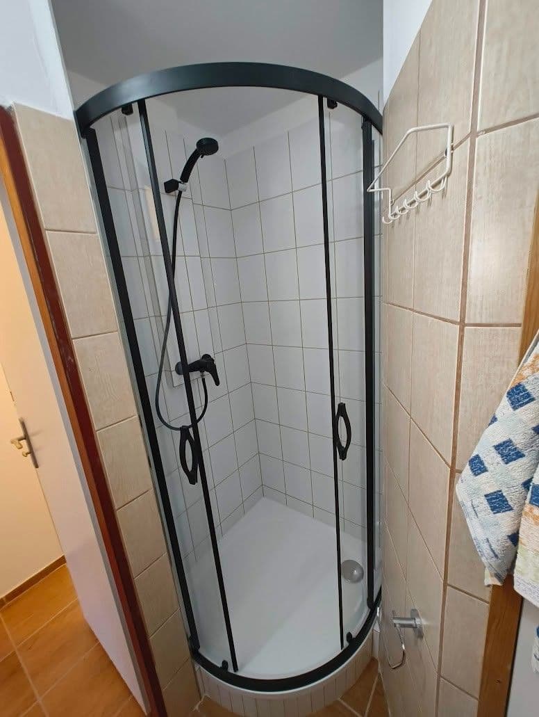 Prenájom bytu 1-izbový 37 m², Bellušova, Praha, Praha Prenájom bytu 1-izbový 37 m², Bellušova, Praha, Praha