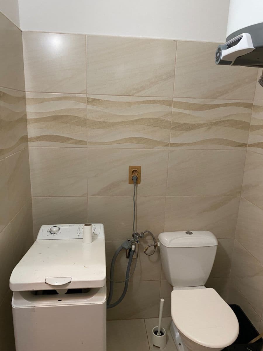 Prenájom bytu 2-izbový 51 m², Plzeňská, Praha, Praha Prenájom bytu 2-izbový 51 m², Plzeňská, Praha, Praha