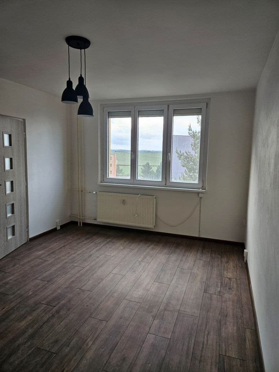 Prenájom bytu 1-izbový 36 m², Růžová, Žatec, Ústecký kraj Prenájom bytu 1-izbový 36 m², Růžová, Žatec, Ústecký kraj