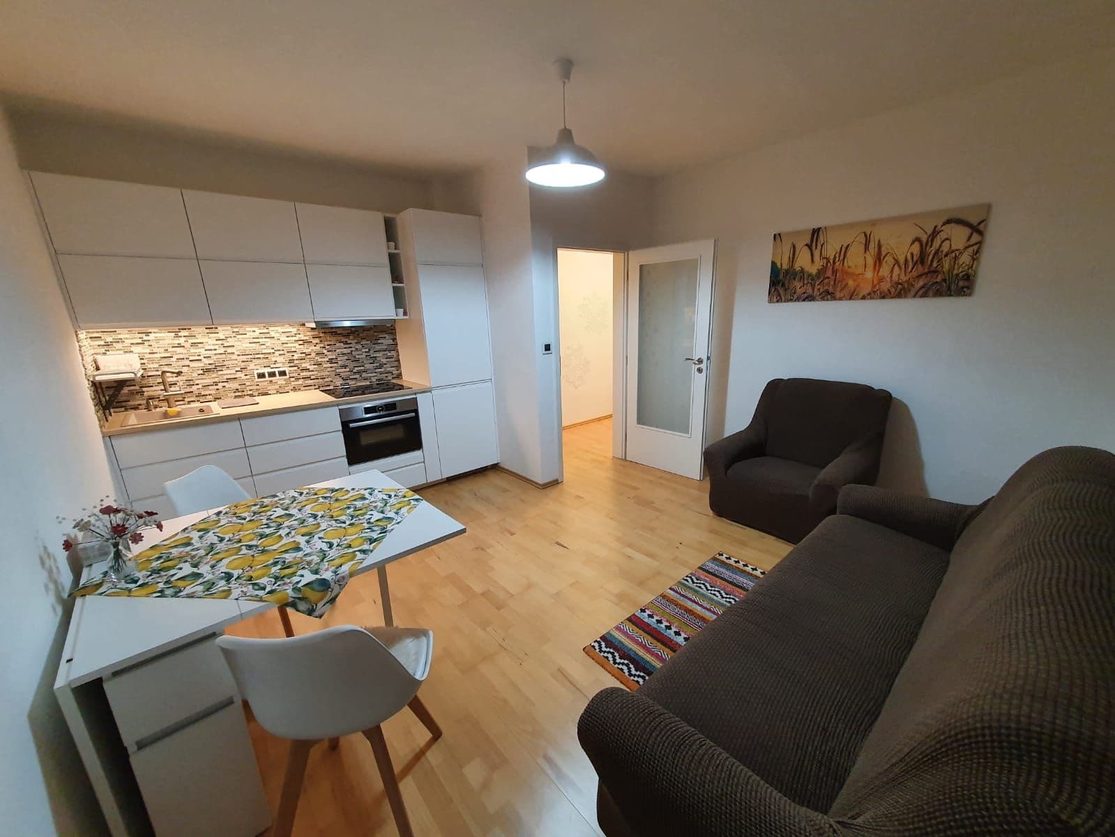 Prenájom bytu 2-izbový 41 m², Na Rovnosti, Praha, Praha Prenájom bytu 2-izbový 41 m², Na Rovnosti, Praha, Praha