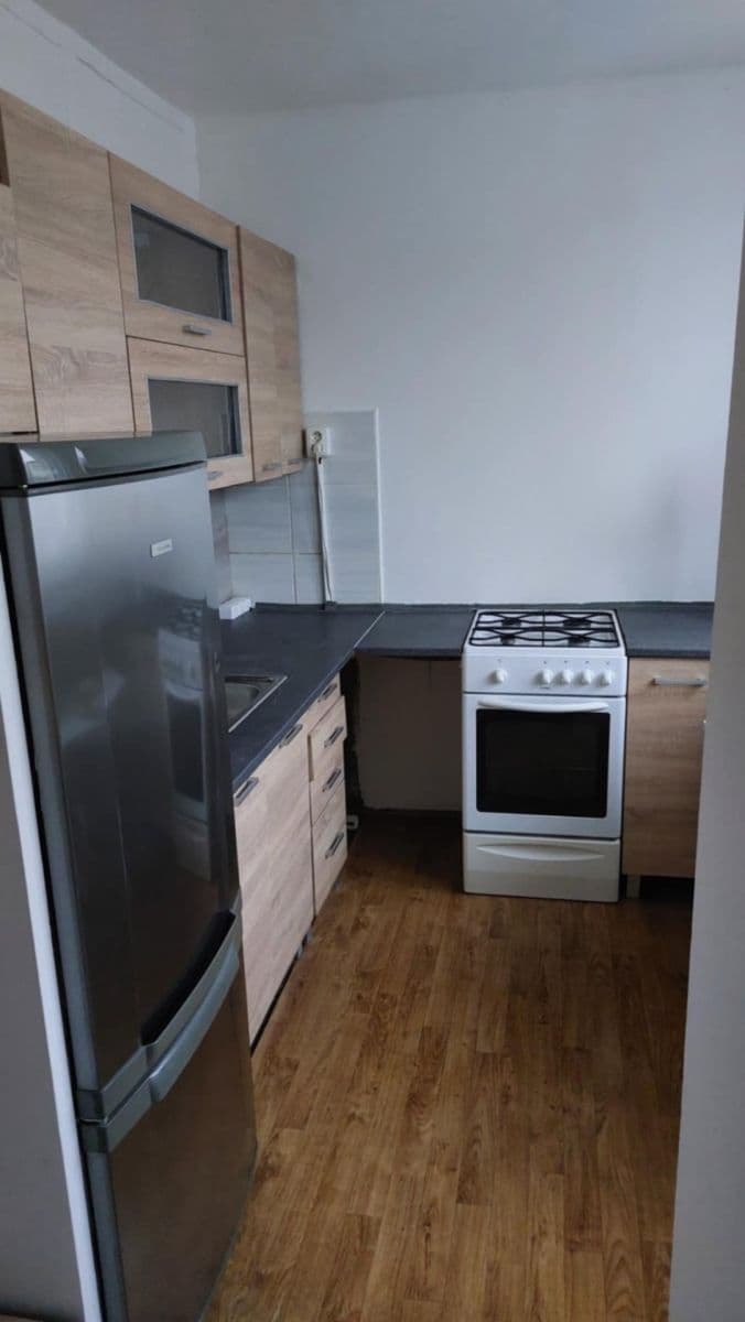 Prenájom bytu 1-izbový 38 m², náměstí Republiky, Mladá Boleslav, Středočeský kraj Prenájom bytu 1-izbový 38 m², náměstí Republiky, Mladá Boleslav, Středočeský kraj