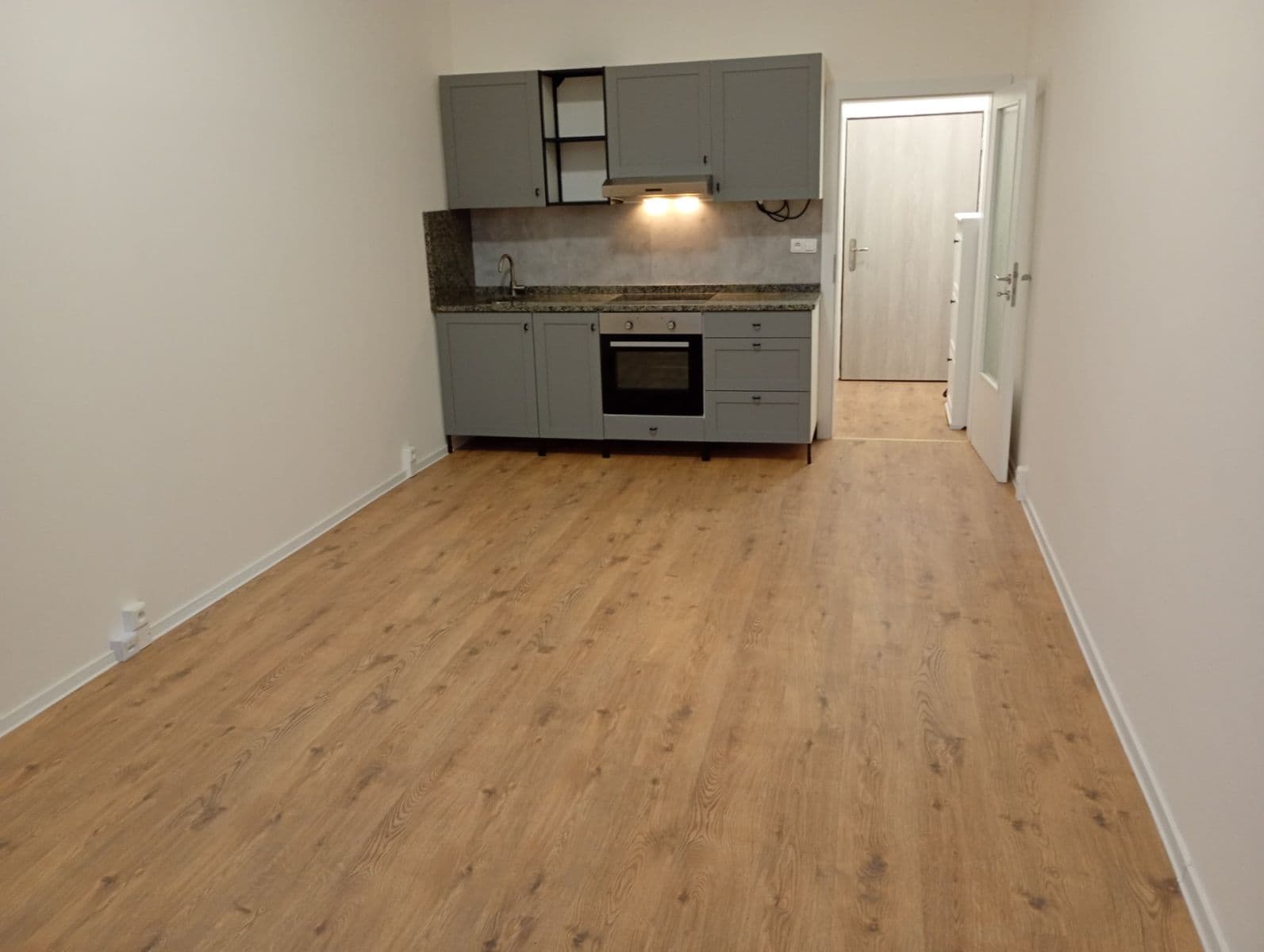 Prenájom bytu 1-izbový 30 m², Palackého, Ostrava, Moravskoslezský kraj Prenájom bytu 1-izbový 30 m², Palackého, Ostrava, Moravskoslezský kraj