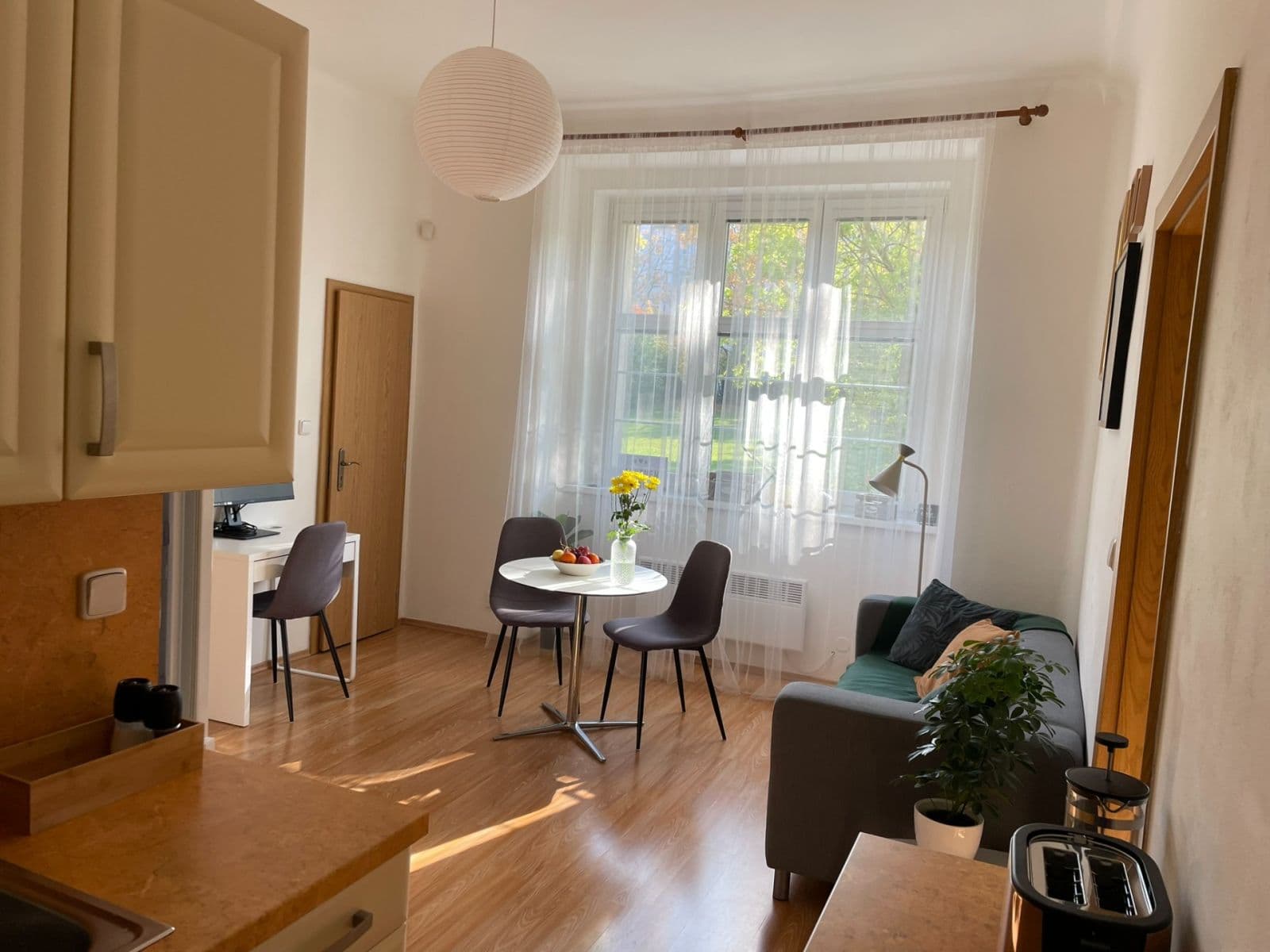 Prenájom bytu 2-izbový 56 m², Stehlíkova, Plzeň, Plzeňský kraj Prenájom bytu 2-izbový 56 m², Stehlíkova, Plzeň, Plzeňský kraj