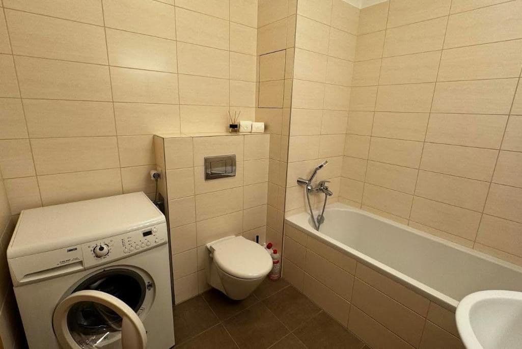 Prenájom bytu 50 m², Bermanova, Praha, Praha Prenájom bytu 50 m², Bermanova, Praha, Praha