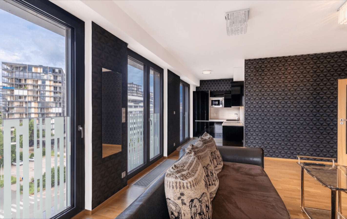 Prenájom bytu 2-izbový 70 m², Olšanská, Praha, Praha Prenájom bytu 2-izbový 70 m², Olšanská, Praha, Praha