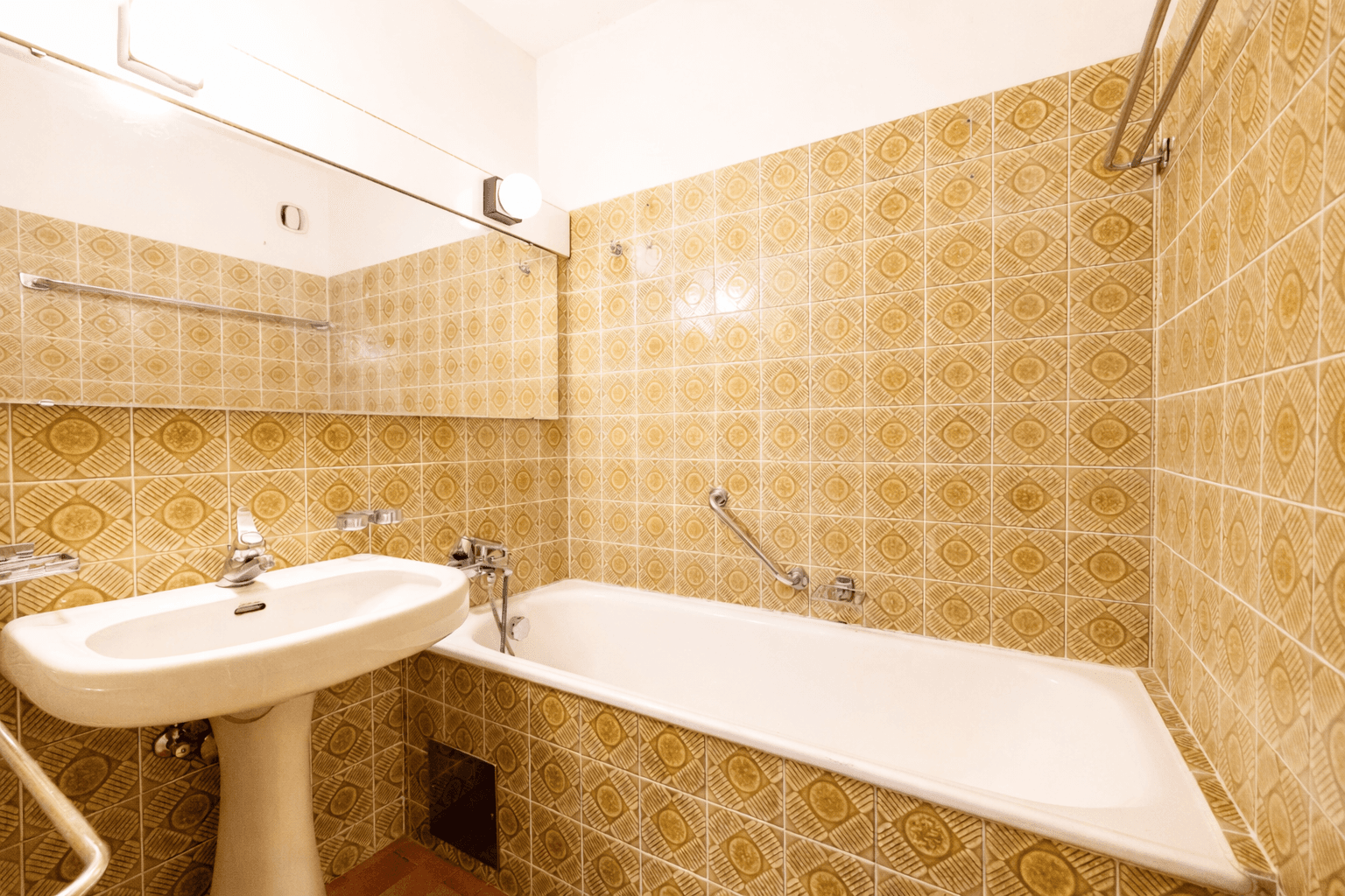 Predaj bytu 3-izbový 77 m², Schiffmühlenstraße 102, Wien, Viedeň Predaj bytu 3-izbový 77 m², Schiffmühlenstraße 102, Wien, Viedeň