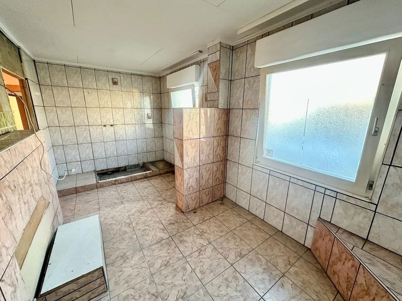 Predaj domu 149 m², pozemek 747 m², Rathausstraße 48a, Giesen, Dolné Sasko Predaj domu 149 m², pozemek 747 m², Rathausstraße 48a, Giesen, Dolné Sasko