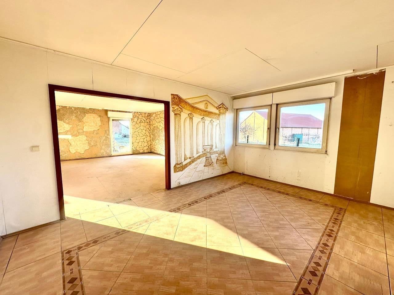 Predaj domu 149 m², pozemek 747 m², Rathausstraße 48a, Giesen, Dolné Sasko Predaj domu 149 m², pozemek 747 m², Rathausstraße 48a, Giesen, Dolné Sasko