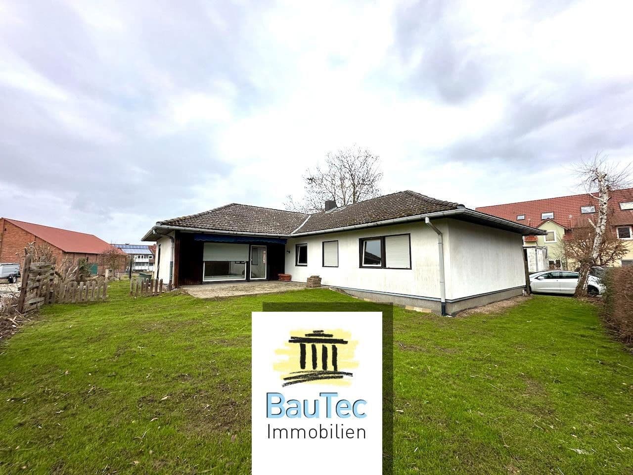 Predaj domu 149 m², pozemek 747 m², Rathausstraße 48a, Giesen, Dolné Sasko Predaj domu 149 m², pozemek 747 m², Rathausstraße 48a, Giesen, Dolné Sasko