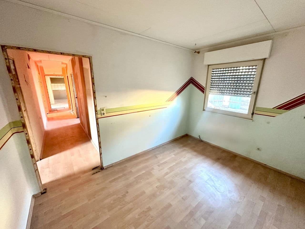 Predaj domu 149 m², pozemek 747 m², Rathausstraße 48a, Giesen, Dolné Sasko Predaj domu 149 m², pozemek 747 m², Rathausstraße 48a, Giesen, Dolné Sasko