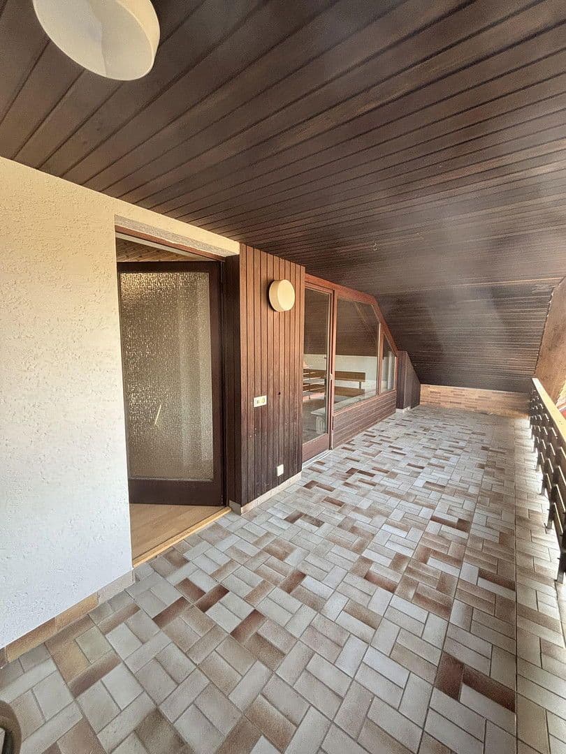 Prenájom bytu 4-izbový 117 m², Klosterstr. 76, Randersacker, Bavorsko Prenájom bytu 4-izbový 117 m², Klosterstr. 76, Randersacker, Bavorsko